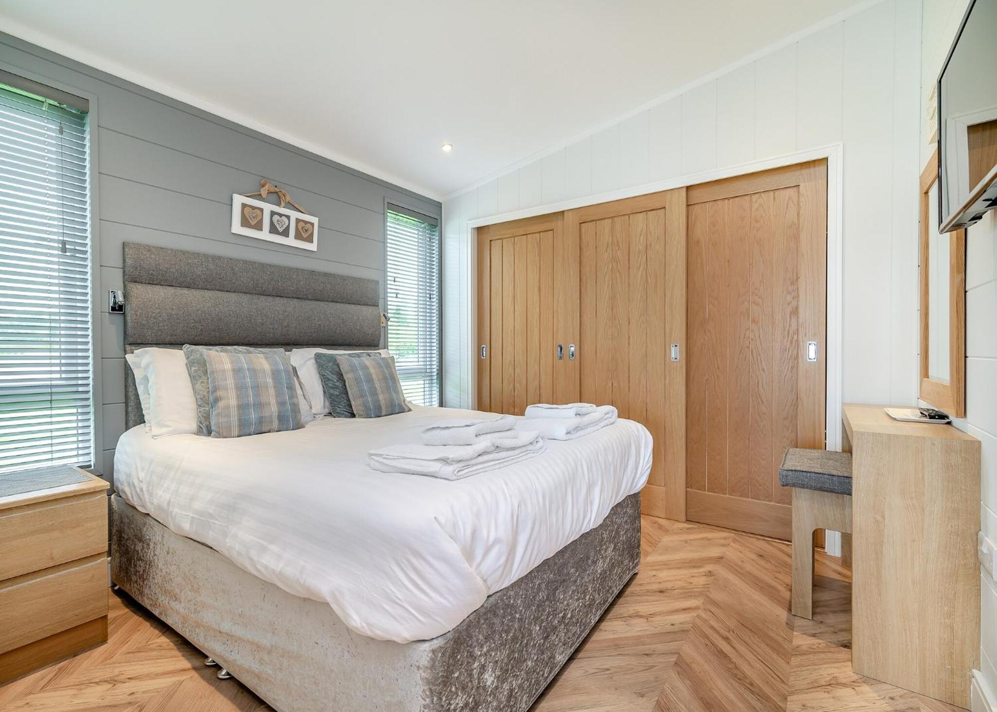 Midsomer Lodges Pilton Стая снимка