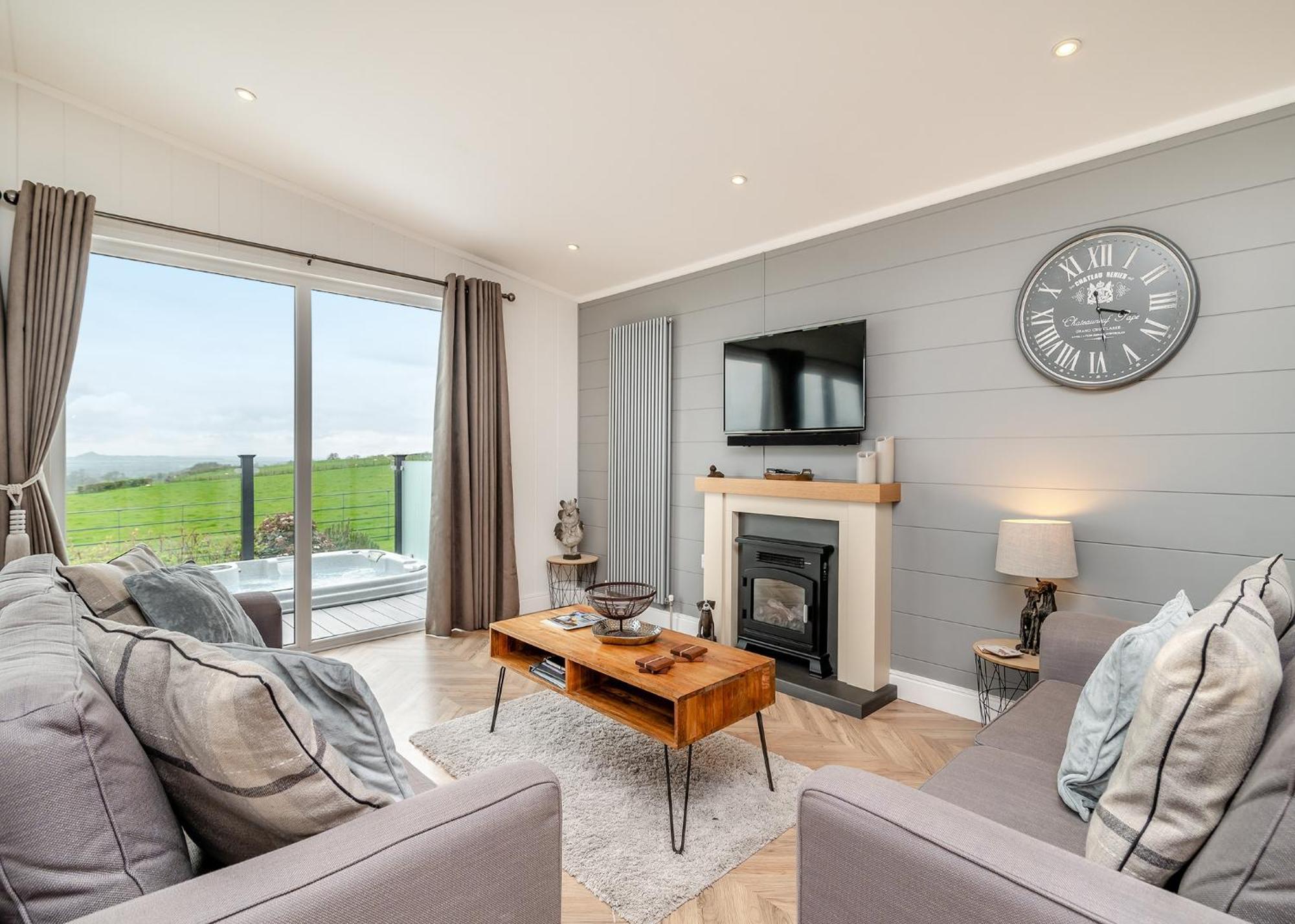 Midsomer Lodges Pilton Екстериор снимка