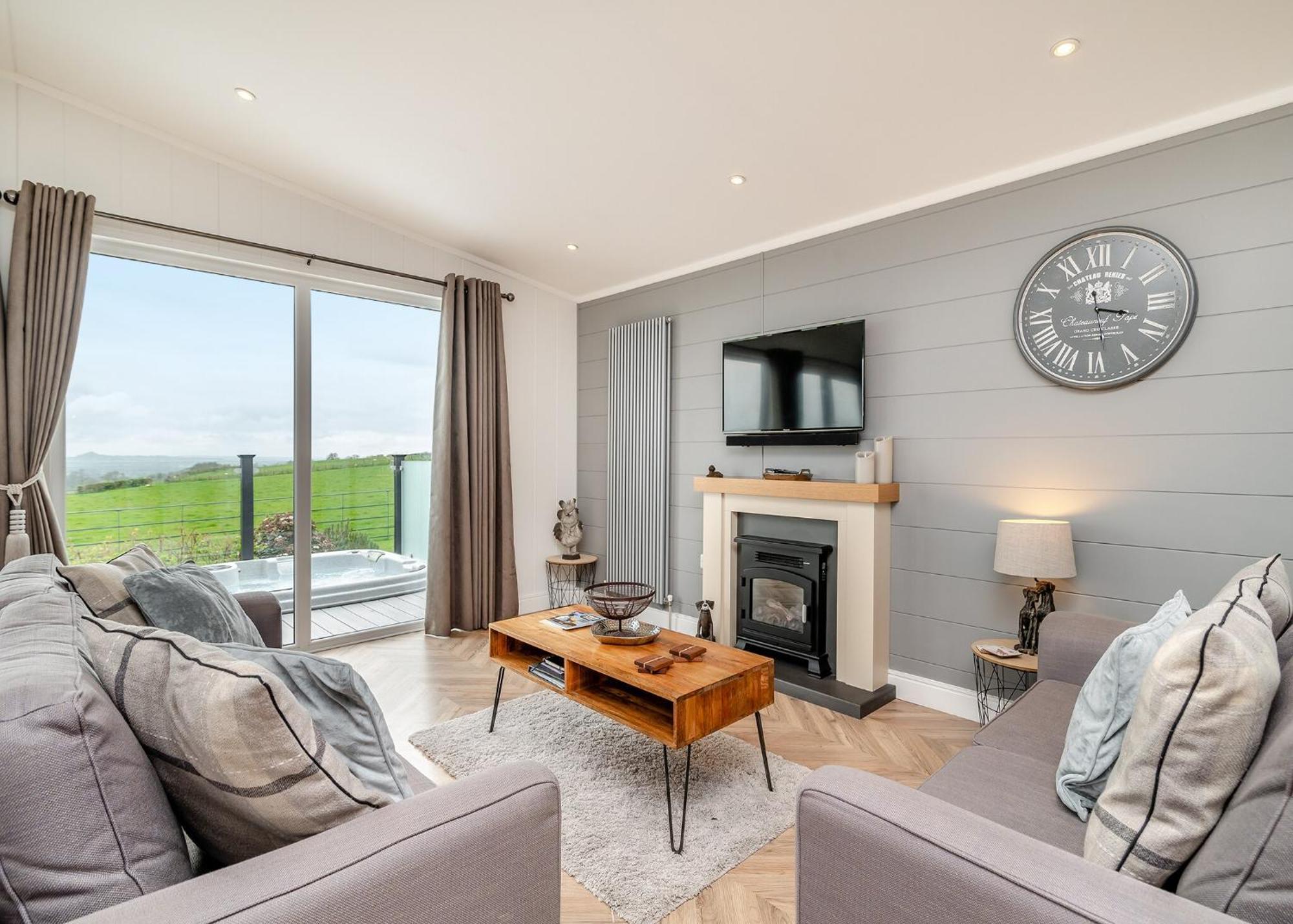Midsomer Lodges Pilton Екстериор снимка